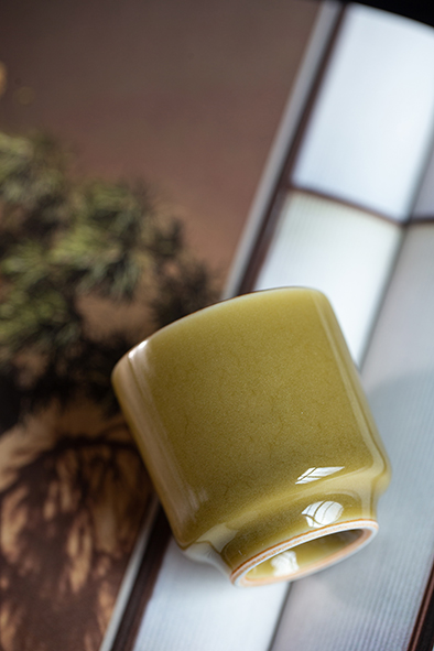 品茗杯（鳝鱼黄）